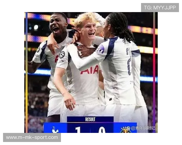 尤文肋部推进压得对手后退，拉比奥特远射被封