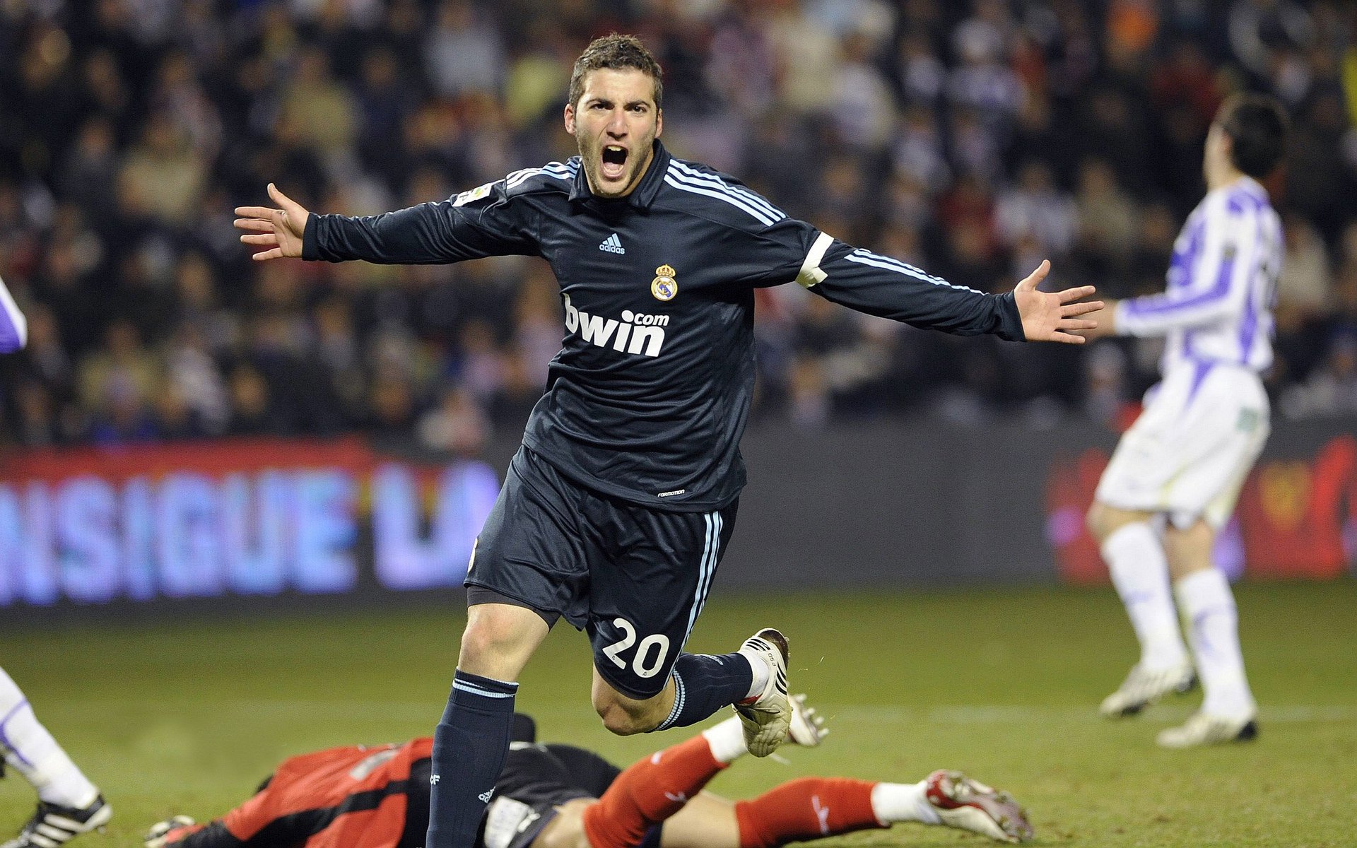 出发与转身衔接流畅,节省时间